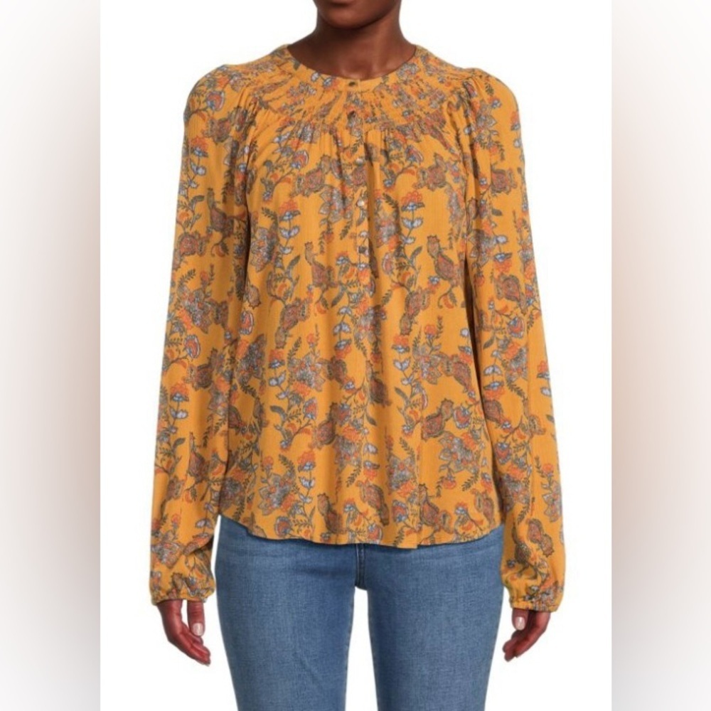 Bobeau Blouse, Size M, Nugget Tan Floral Multi, Smocked Round Neck Pullover